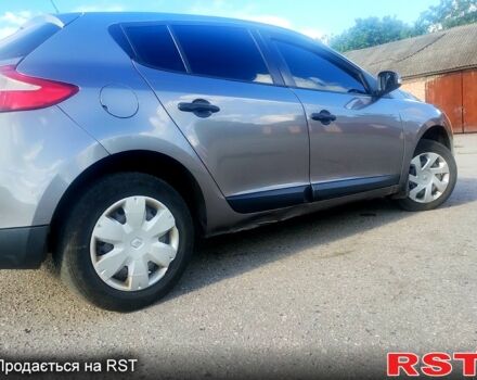 Серый Рено Меган, объемом двигателя 1.5 л и пробегом 366 тыс. км за 5700 $, фото 2 на Automoto.ua