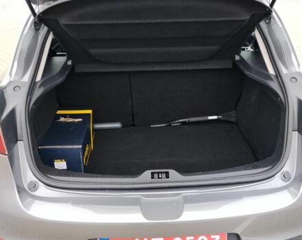 Серый Рено Меган, объемом двигателя 0 л и пробегом 230 тыс. км за 7100 $, фото 22 на Automoto.ua