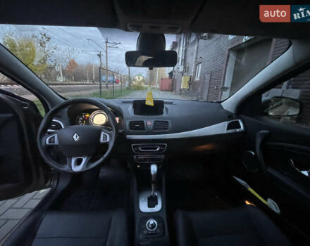 Сірий Рено Меган, об'ємом двигуна 1.46 л та пробігом 255 тис. км за 7700 $, фото 9 на Automoto.ua
