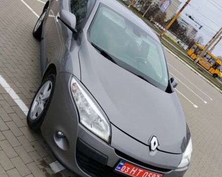 Серый Рено Меган, объемом двигателя 0 л и пробегом 230 тыс. км за 7100 $, фото 5 на Automoto.ua