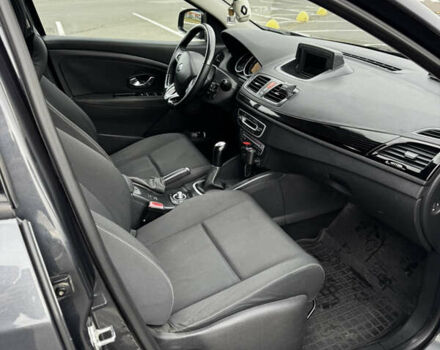 Рено Меган 2011 в Киеве на Automoto.ua Серый Рено Меган, объемом двигателя 1.5 л и пробегом 248 тыс. км за 6800 $, фото 7 на Automoto.ua