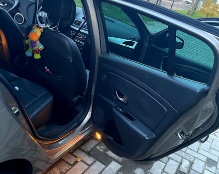 Серый Рено Меган, объемом двигателя 1.5 л и пробегом 255 тыс. км за 9050 $, фото 7 на Automoto.ua