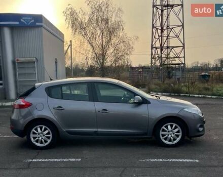 Серый Рено Меган, объемом двигателя 1.5 л и пробегом 211 тыс. км за 7200 $, фото 3 на Automoto.ua