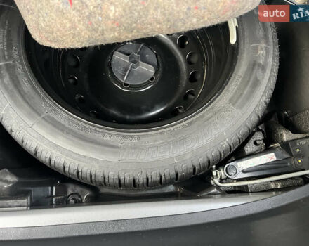 Серый Рено Меган, объемом двигателя 1.5 л и пробегом 211 тыс. км за 7200 $, фото 13 на Automoto.ua