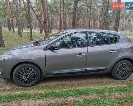 Серый Рено Меган, объемом двигателя 1.46 л и пробегом 255 тыс. км за 7500 $, фото 1 на Automoto.ua