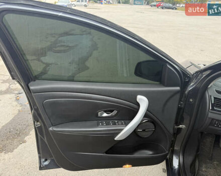 Рено Меган 2011 у Полтаві на Automoto.ua Сірий Рено Меган, об'ємом двигуна 1.46 л та пробігом 287 тис. км за 6600 $, фото 10 на Automoto.ua