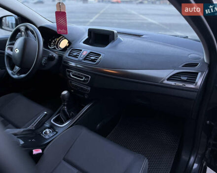 Серый Рено Меган, объемом двигателя 1.46 л и пробегом 220 тыс. км за 6700 $, фото 30 на Automoto.ua