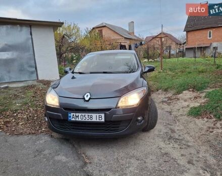Серый Рено Меган, объемом двигателя 1.6 л и пробегом 231 тыс. км за 6800 $, фото 1 на Automoto.ua