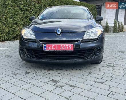 Сірий Рено Меган, об'ємом двигуна 1.6 л та пробігом 188 тис. км за 7300 $, фото 1 на Automoto.ua