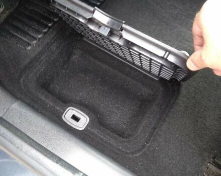 Серый Рено Меган, объемом двигателя 1.46 л и пробегом 290 тыс. км за 7000 $, фото 50 на Automoto.ua