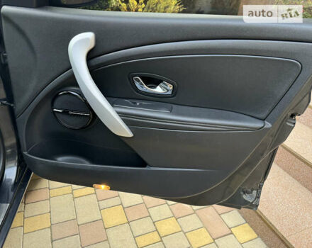 Рено Меган 2012 в Днепре (Днепропетровске) на Automoto.ua Серый Рено Меган, объемом двигателя 1.46 л и пробегом 202 тыс. км за 9222 $, фото 28 на Automoto.ua