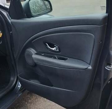 Серый Рено Меган, объемом двигателя 1.6 л и пробегом 190 тыс. км за 6999 $, фото 49 на Automoto.ua