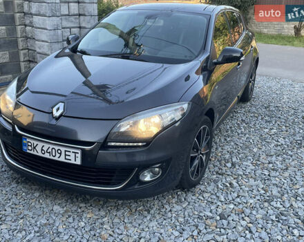 Серый Рено Меган, объемом двигателя 1.46 л и пробегом 266 тыс. км за 7000 $, фото 1 на Automoto.ua