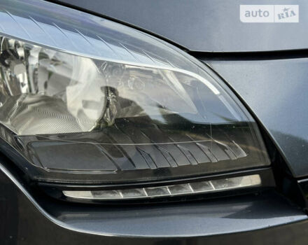 Серый Рено Меган, объемом двигателя 1.46 л и пробегом 202 тыс. км за 8999 $, фото 15 на Automoto.ua