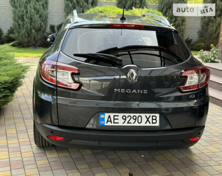Серый Рено Меган, объемом двигателя 1.46 л и пробегом 202 тыс. км за 8999 $, фото 2 на Automoto.ua