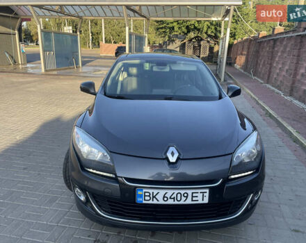 Серый Рено Меган, объемом двигателя 1.46 л и пробегом 266 тыс. км за 7000 $, фото 13 на Automoto.ua