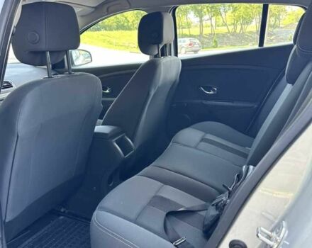 Серый Рено Меган, объемом двигателя 1.5 л и пробегом 285 тыс. км за 7500 $, фото 3 на Automoto.ua