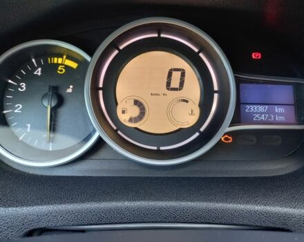 Серый Рено Меган, объемом двигателя 1.5 л и пробегом 235 тыс. км за 6100 $, фото 11 на Automoto.ua