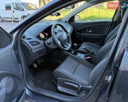 Серый Рено Меган, объемом двигателя 1.6 л и пробегом 214 тыс. км за 7450 $, фото 9 на Automoto.ua