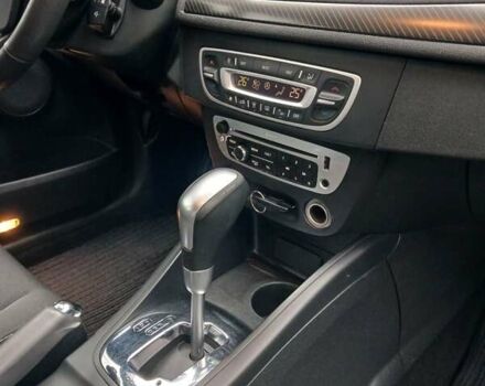 Серый Рено Меган, объемом двигателя 1.5 л и пробегом 241 тыс. км за 7550 $, фото 8 на Automoto.ua