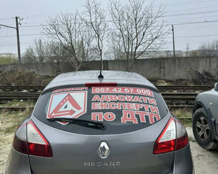 Серый Рено Меган, объемом двигателя 1.5 л и пробегом 327 тыс. км за 3800 $, фото 11 на Automoto.ua