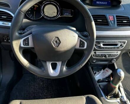 Рено Меган 2012 в Харькове на Automoto.ua Серый Рено Меган, объемом двигателя 1.46 л и пробегом 173 тыс. км за 6500 $, фото 17 на Automoto.ua