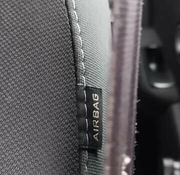 Серый Рено Меган, объемом двигателя 1.6 л и пробегом 190 тыс. км за 6999 $, фото 32 на Automoto.ua