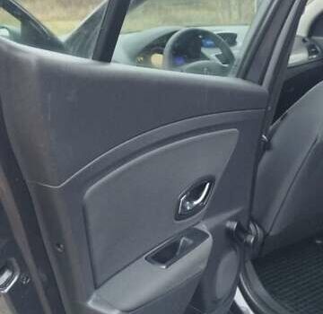 Серый Рено Меган, объемом двигателя 1.6 л и пробегом 190 тыс. км за 6999 $, фото 35 на Automoto.ua