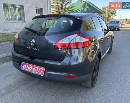 Серый Рено Меган, объемом двигателя 1.6 л и пробегом 214 тыс. км за 7450 $, фото 2 на Automoto.ua
