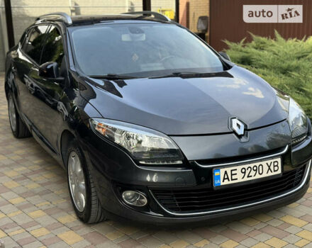Серый Рено Меган, объемом двигателя 1.46 л и пробегом 202 тыс. км за 8999 $, фото 7 на Automoto.ua