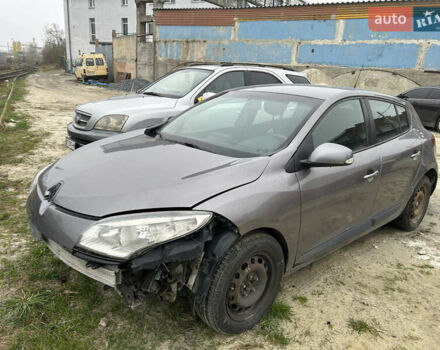 Серый Рено Меган, объемом двигателя 1.5 л и пробегом 327 тыс. км за 3800 $, фото 17 на Automoto.ua