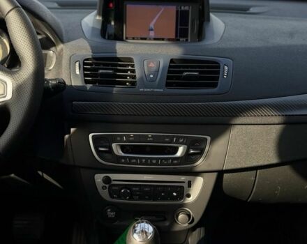 Серый Рено Меган, объемом двигателя 1.5 л и пробегом 237 тыс. км за 7300 $, фото 12 на Automoto.ua