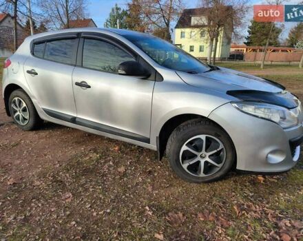 Сірий Рено Меган, об'ємом двигуна 1.6 л та пробігом 272 тис. км за 7000 $, фото 4 на Automoto.ua