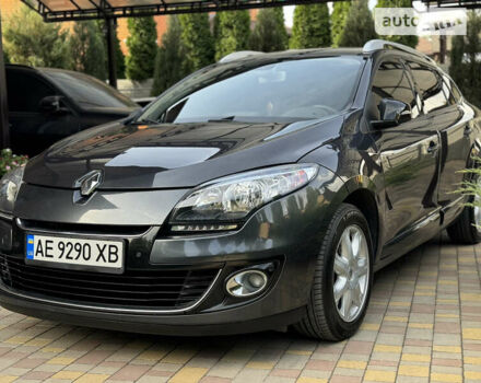 Рено Меган 2012 в Днепре (Днепропетровске) на Automoto.ua Серый Рено Меган, объемом двигателя 1.46 л и пробегом 202 тыс. км за 9222 $, фото 12 на Automoto.ua