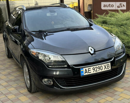 Серый Рено Меган, объемом двигателя 1.46 л и пробегом 202 тыс. км за 8999 $, фото 6 на Automoto.ua