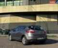 Сірий Рено Меган, об'ємом двигуна 2 л та пробігом 281 тис. км за 7890 $, фото 4 на Automoto.ua
