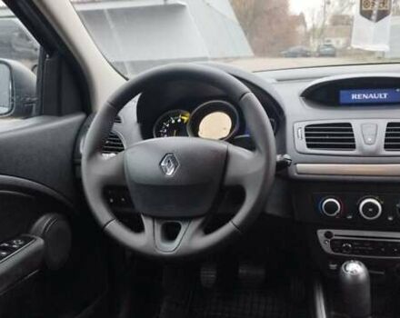 Серый Рено Меган, объемом двигателя 1.6 л и пробегом 190 тыс. км за 6999 $, фото 39 на Automoto.ua