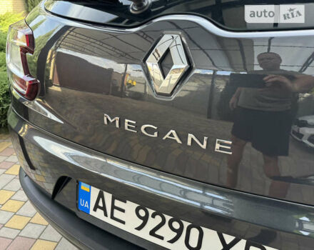 Рено Меган 2012 в Днепре (Днепропетровске) на Automoto.ua Серый Рено Меган, объемом двигателя 1.46 л и пробегом 202 тыс. км за 9222 $, фото 43 на Automoto.ua