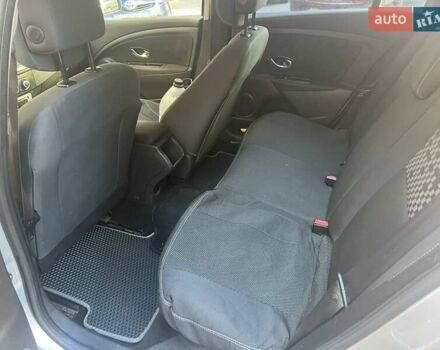 Серый Рено Меган, объемом двигателя 1.5 л и пробегом 470 тыс. км за 5900 $, фото 10 на Automoto.ua