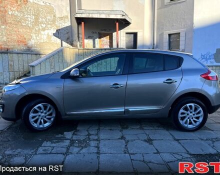 Рено Меган 2012 в Черновцах на Automoto.ua Серый Рено Меган, объемом двигателя 1.5 л и пробегом 283 тыс. км за 7900 $, фото 3 на Automoto.ua