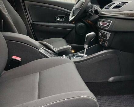 Серый Рено Меган, объемом двигателя 1.5 л и пробегом 241 тыс. км за 7550 $, фото 9 на Automoto.ua