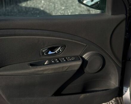 Серый Рено Меган, объемом двигателя 1.5 л и пробегом 237 тыс. км за 7300 $, фото 6 на Automoto.ua