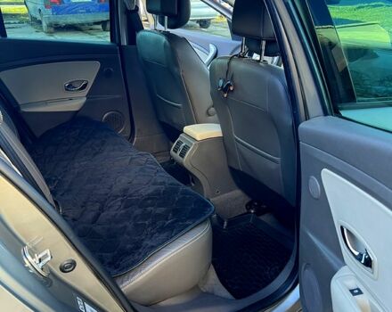 Рено Меган 2012 в Черновцах на Automoto.ua Серый Рено Меган, объемом двигателя 1.5 л и пробегом 283 тыс. км за 7900 $, фото 10 на Automoto.ua