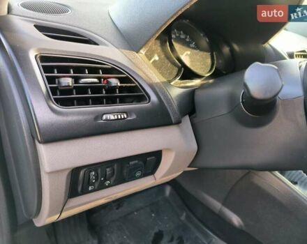 Сірий Рено Меган, об'ємом двигуна 1.6 л та пробігом 272 тис. км за 7000 $, фото 12 на Automoto.ua