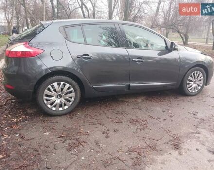 Серый Рено Меган, объемом двигателя 1.5 л и пробегом 204 тыс. км за 7150 $, фото 5 на Automoto.ua