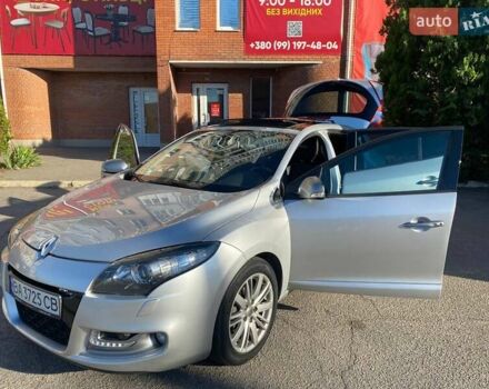 Сірий Рено Меган, об'ємом двигуна 1.5 л та пробігом 233 тис. км за 10000 $, фото 7 на Automoto.ua