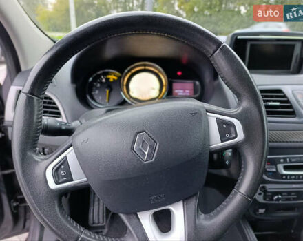Серый Рено Меган, объемом двигателя 1.5 л и пробегом 207 тыс. км за 7700 $, фото 13 на Automoto.ua