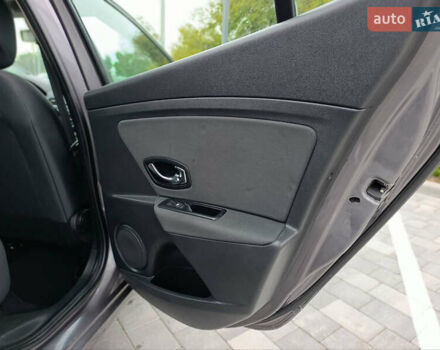 Серый Рено Меган, объемом двигателя 1.5 л и пробегом 207 тыс. км за 7700 $, фото 20 на Automoto.ua