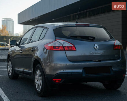 Серый Рено Меган, объемом двигателя 1.46 л и пробегом 113 тыс. км за 8500 $, фото 6 на Automoto.ua