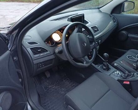 Серый Рено Меган, объемом двигателя 1.5 л и пробегом 290 тыс. км за 6500 $, фото 5 на Automoto.ua